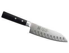 Ein japanisches Santoku-Kochmesser mit besonderem Kniff