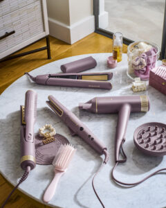 diverse Geräte zum Stylen der Haare
